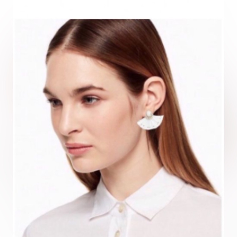 Kate Spade Fiesta
Fringe White Earrings